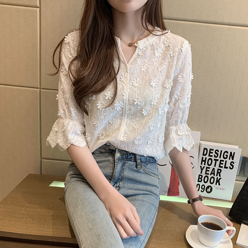 https://hot-spring-img.rorenge.com/fleulia/28a6a710-3977-47f5-8c36-5cdec6512f15.jpg