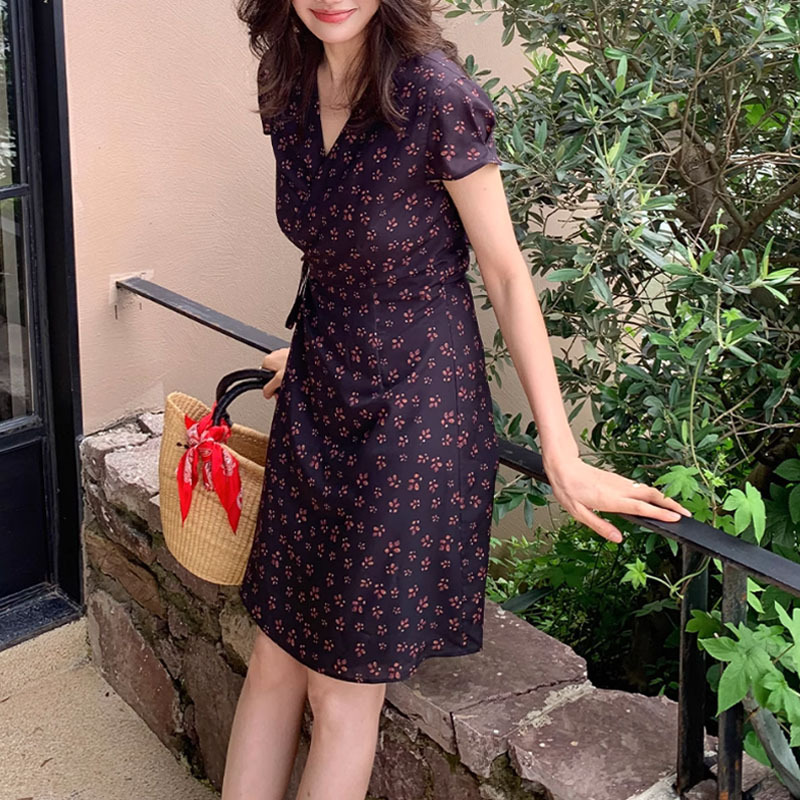 花柄ファッション 小花柄ラップワンピース