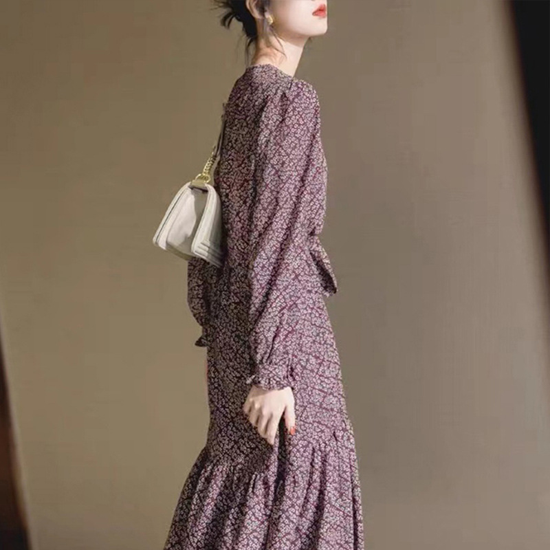 花柄ファッション 優美な小花模様 ウエストリボン シフォンワンピース