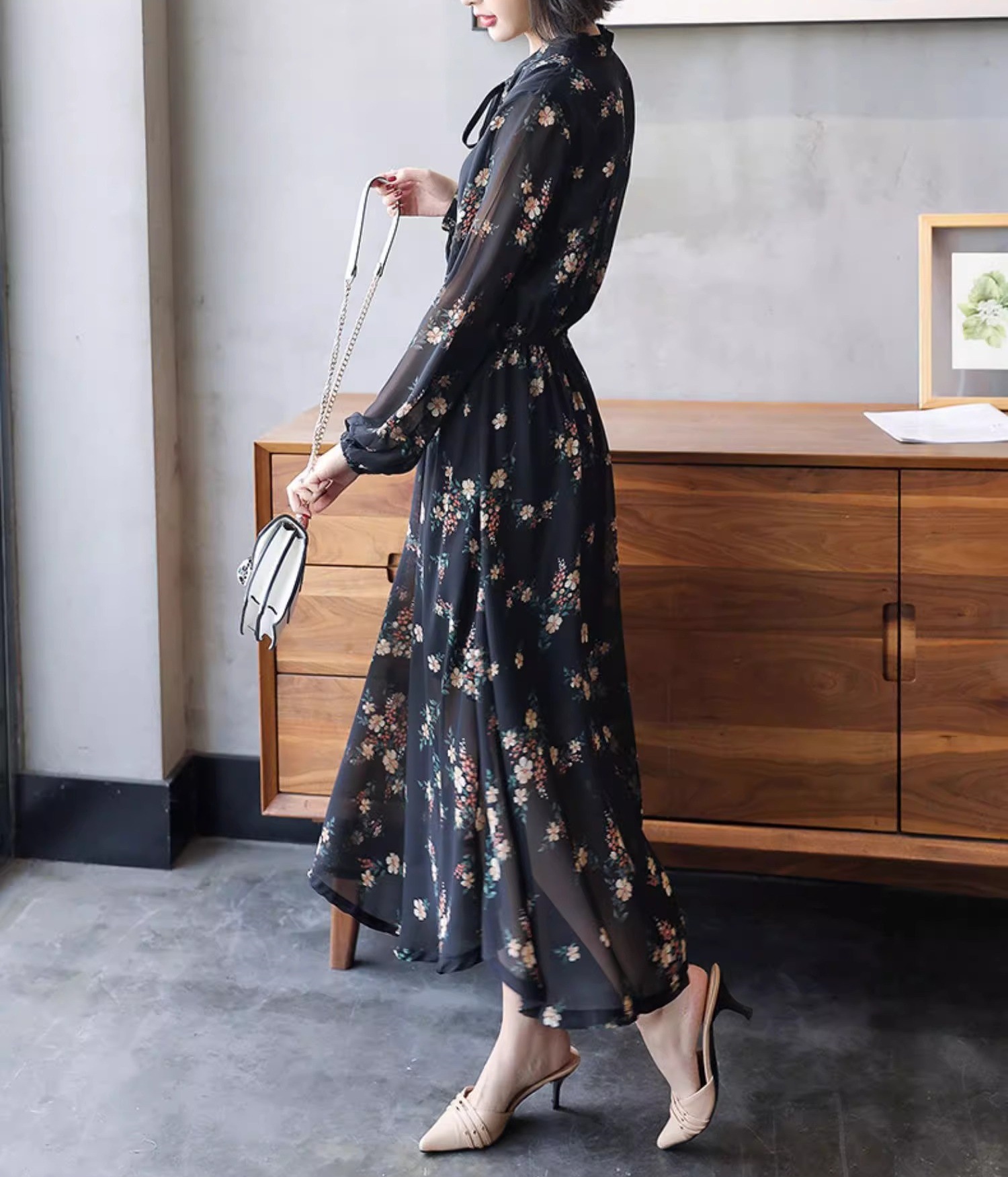 花柄ファッション 花柄シフォン リボンタイ ミディ丈ワンピース