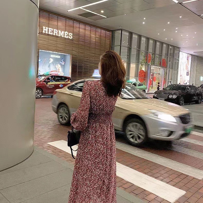 花柄ファッション 優美な花模様ふんわりシフォンワンピース