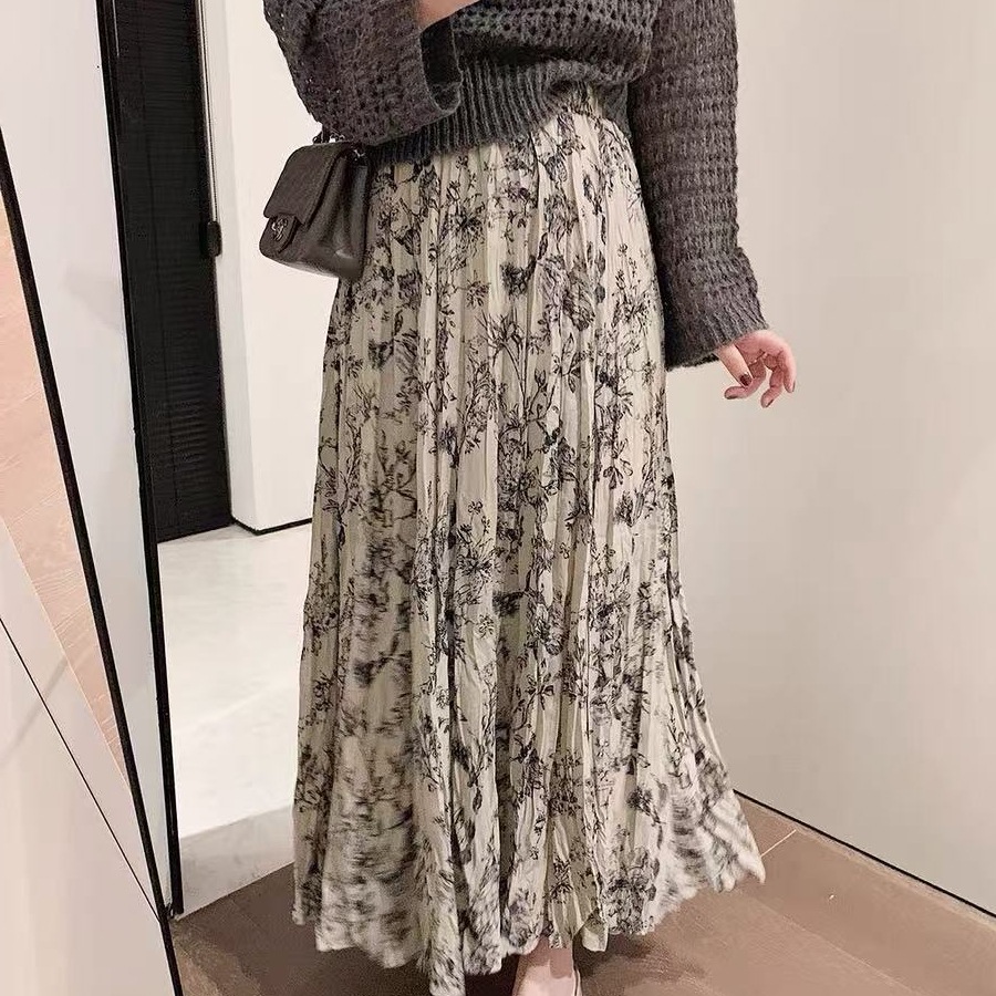 花柄ファッション 優美な花柄プリーツロングスカート