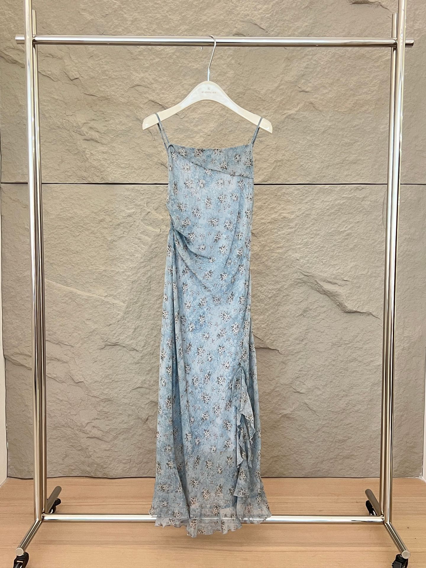 花柄ファッション 花柄キャミワンピース