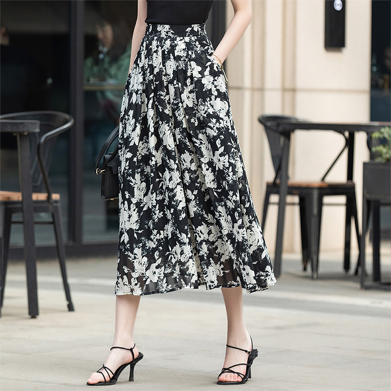 https://hot-spring-img.rorenge.com/fleulia/e0489af1-fbbe-4f6d-a384-fcce68d4be91.jpg