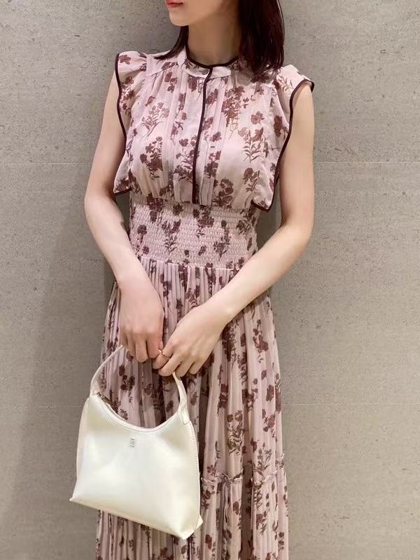 花柄ファッション 胸元プリーツ 花柄シフォンワンピース