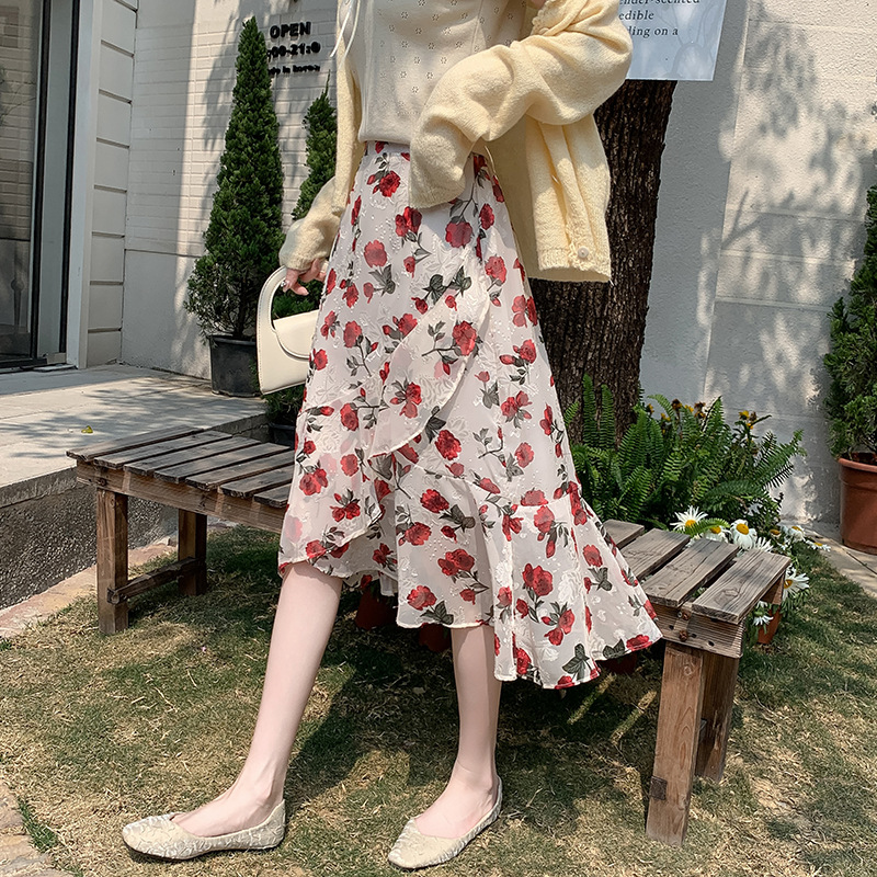 花柄ファッション 華やか花柄ロングフレアースカート