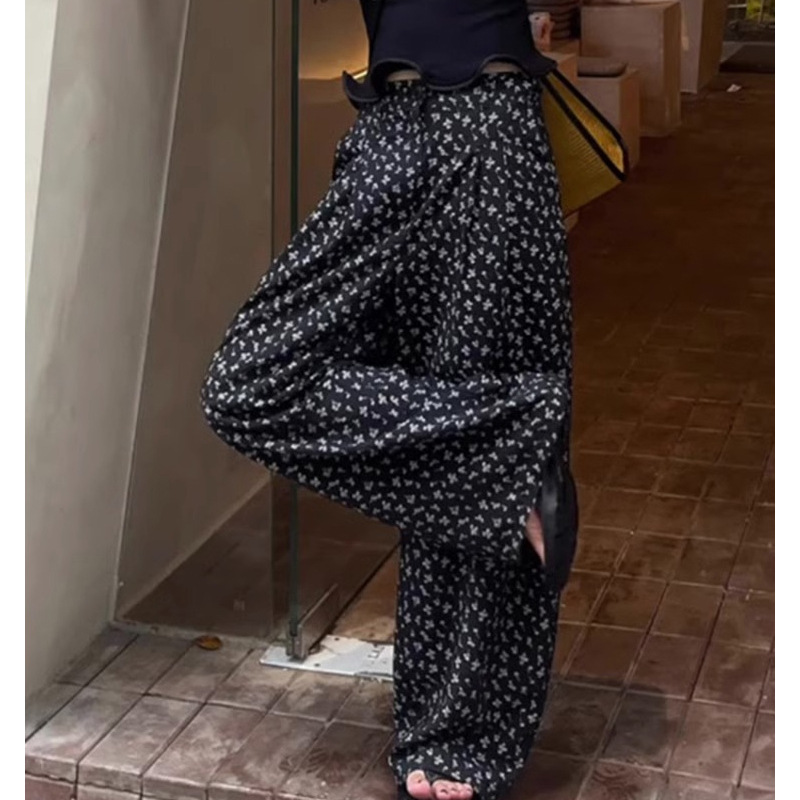 https://hot-spring-img.rorenge.com/fleulia/e6c12a93-f0eb-41c6-a9bf-2915e330f8ed.jpg