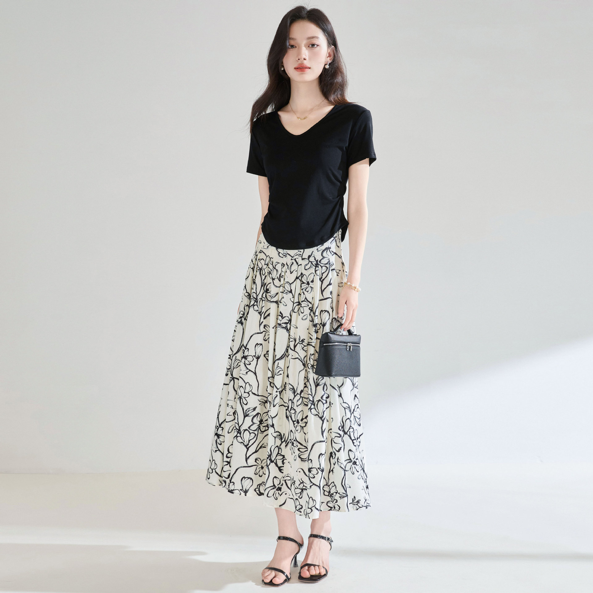 https://hot-spring-img.rorenge.com/fleulia/e9b30fc3-034e-4b02-b424-39c6fddbf450.jpg