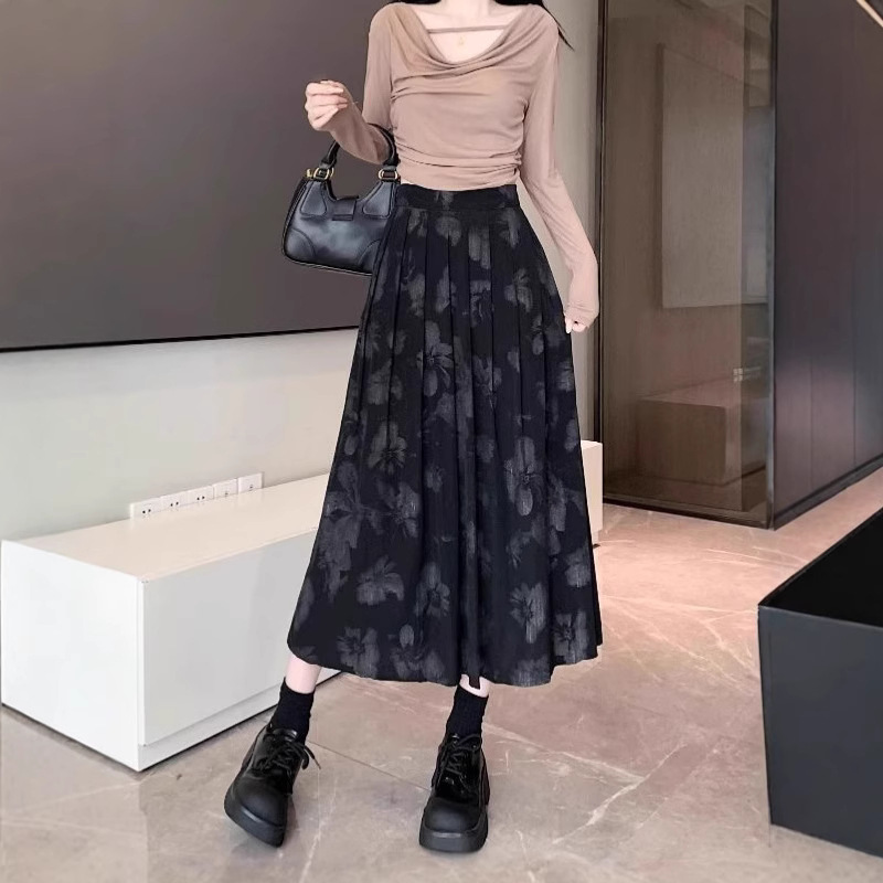花柄ファッション 優美な花柄プリーツロングスカート
