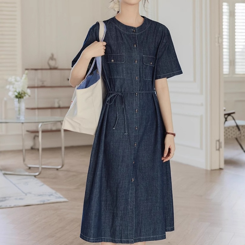 デニムファッション ゆったりシルエット 前開きデニムワンピース