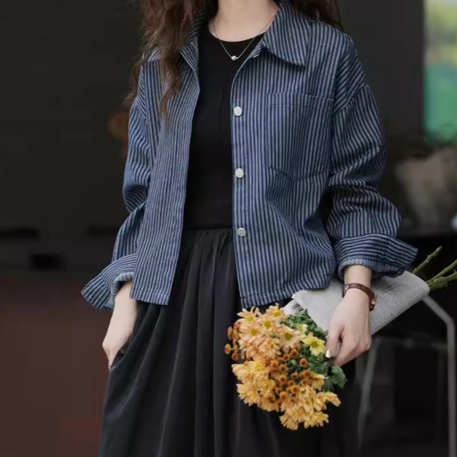 デニムファッション 縞模様のゆったりショート丈ジャケット