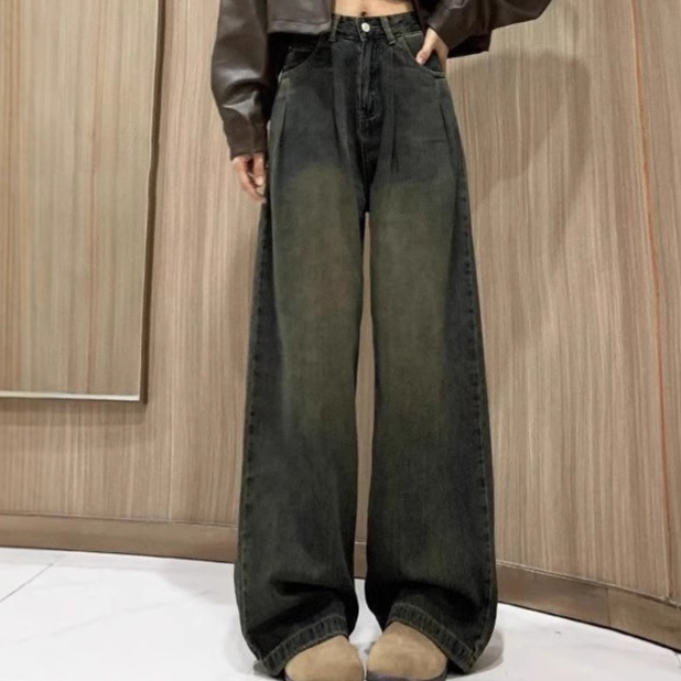 デニムファッション ゆったりワイドデニムパンツ