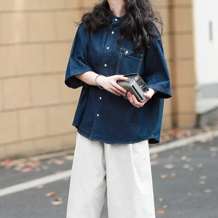 デニムファッション ゆったりデニムシャツ