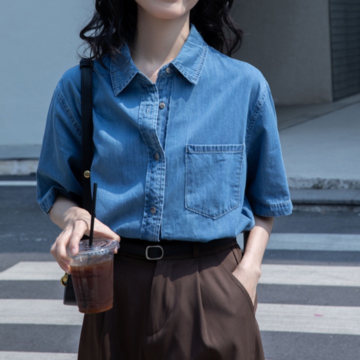 デニムファッション 半袖ゆったりデニムシャツ