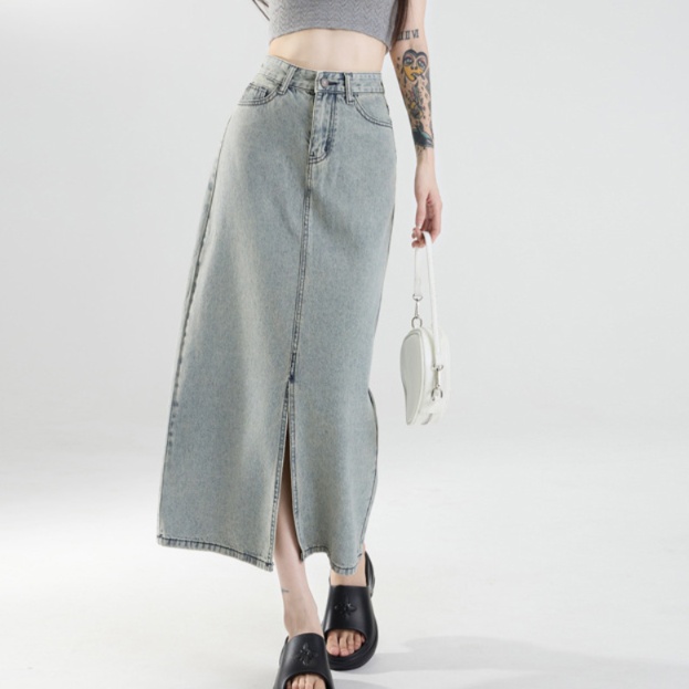 デニムファッション すっきりシルエット ロングデニムスカート
