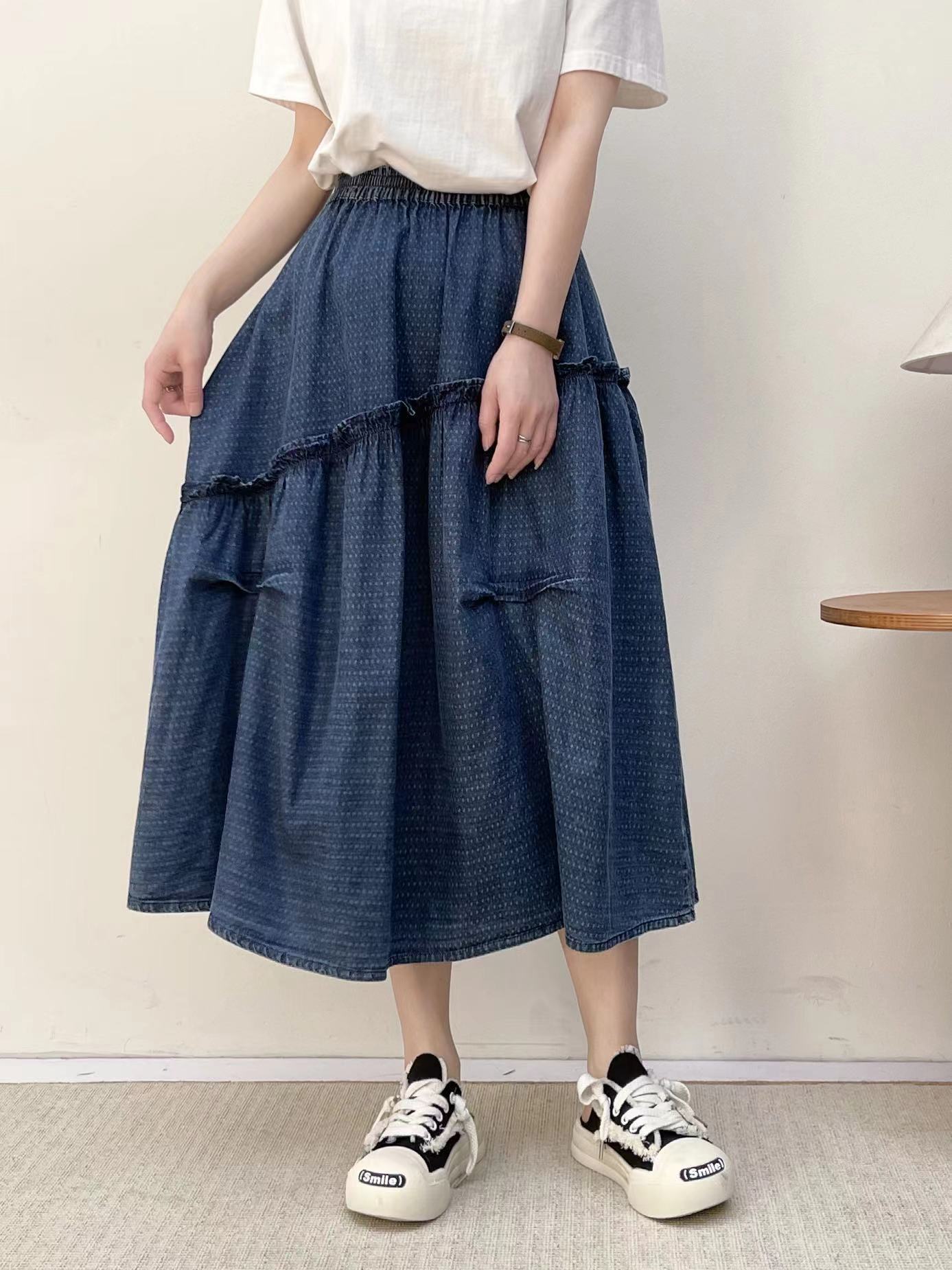 デニムファッション 小花柄入り ティアードフリルデニムスカート