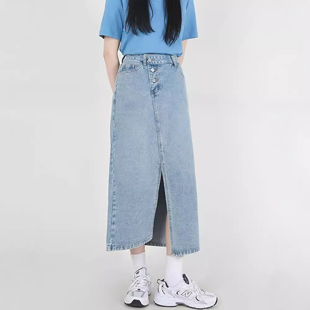 デニムファッション 前開きロングデニムスカート