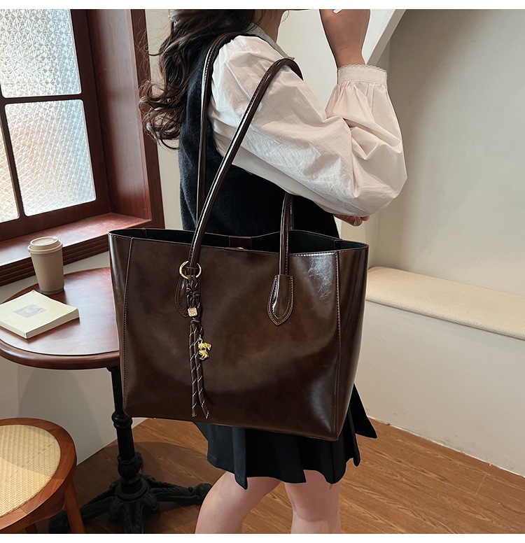 レザーファッション 上質レザー シンプルトートバッグ