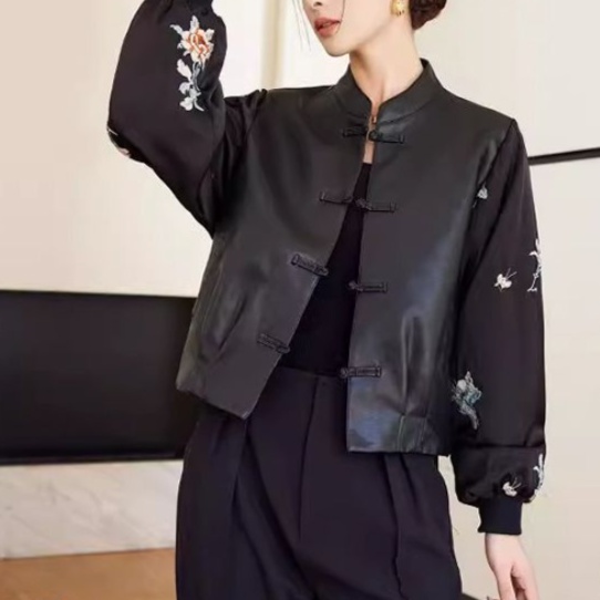 レザーファッション 花刺繍入り中華風レザージャケット