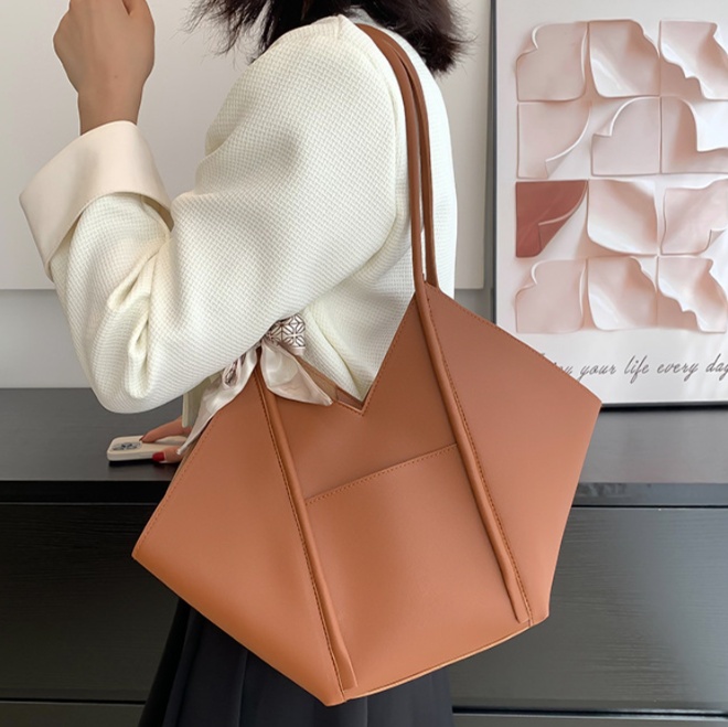 レザーファッション 上品トートバッグ