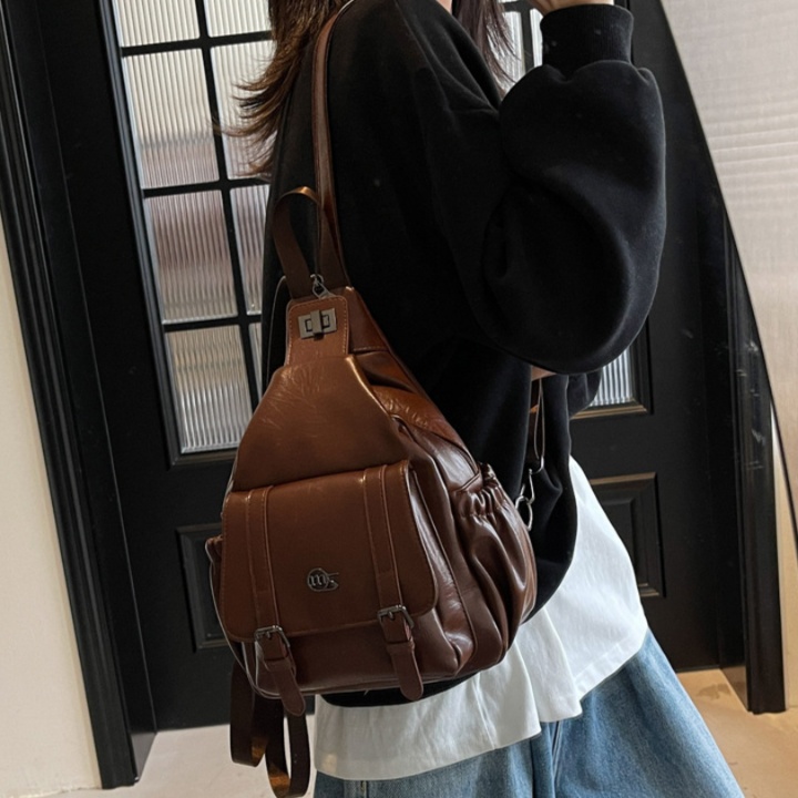 レザーファッション スタイリッシュショルダーバッグ
