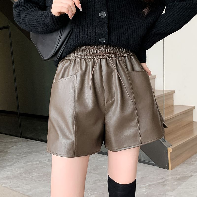 レザーファッション ウエストゴム仕様フェイクレザーショートパンツ