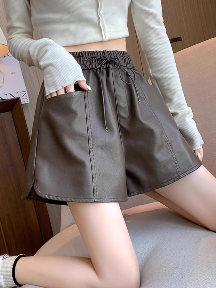 レザーファッション ウエストリボン付き フレア ショートパンツ