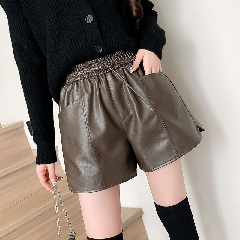 レザーファッション ウエストゴム仕様フェイクレザーショートパンツ