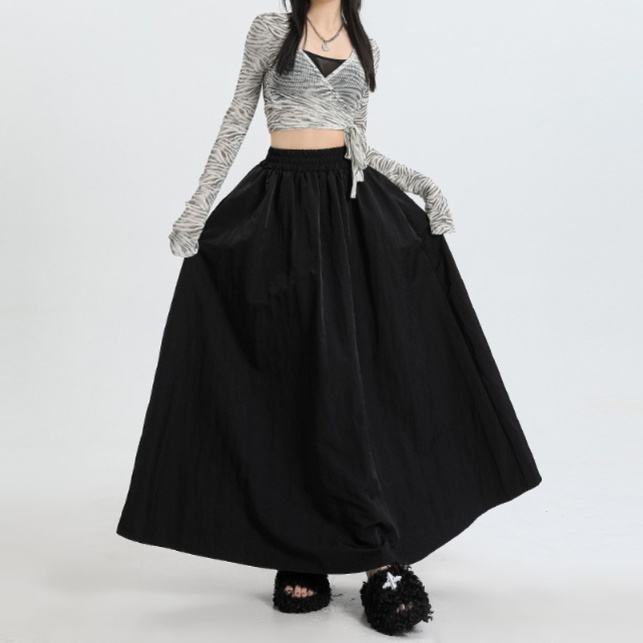 ロングスカート ふんわり広がる優雅なマキシ丈フレアスカート