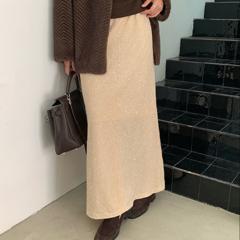 ロングスカート 光沢感のある大人ロングタイトスカート