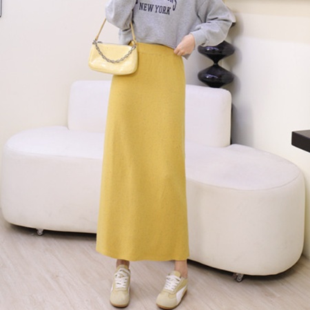 ロングスカート 柔らか質感のロングストレートスカート