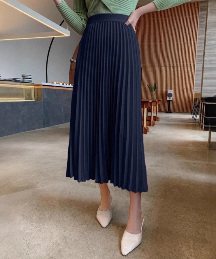 優美なふんわりプリーツロングスカート