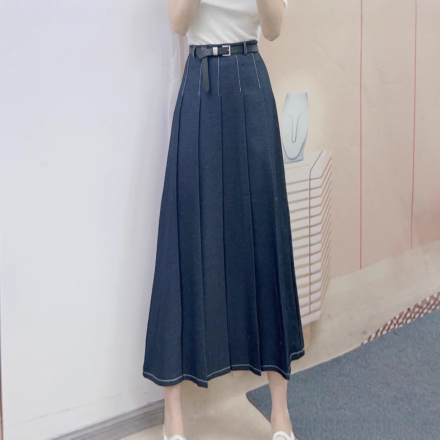 プリーツデニム風ロングスカート