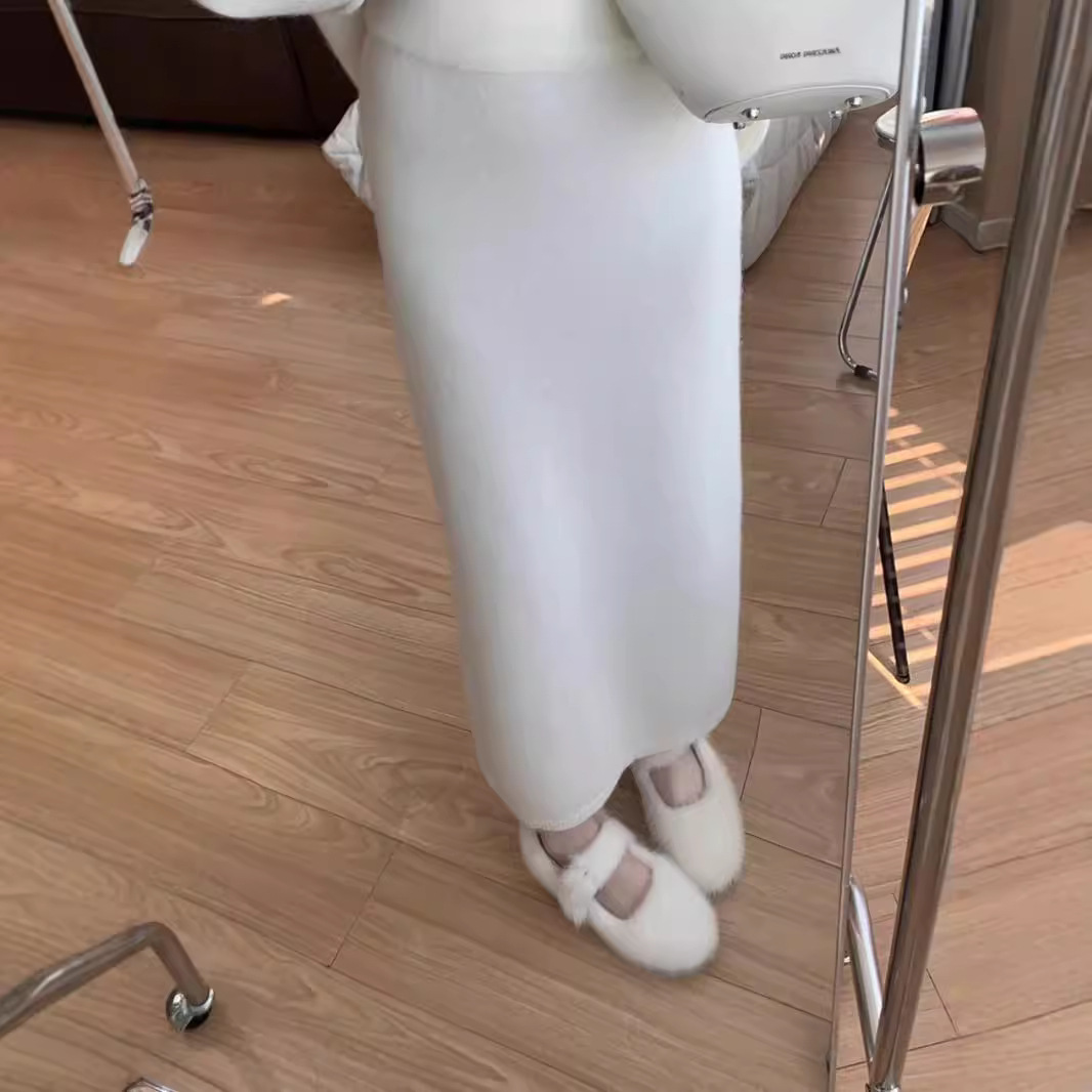 柔らかウール風ニットロングスカート