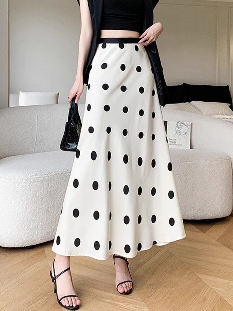 https://hot-spring-img.rorenge.com/skurtia/d0aadd72-91e1-4f2c-b6fe-05ff4833fbac.jpg