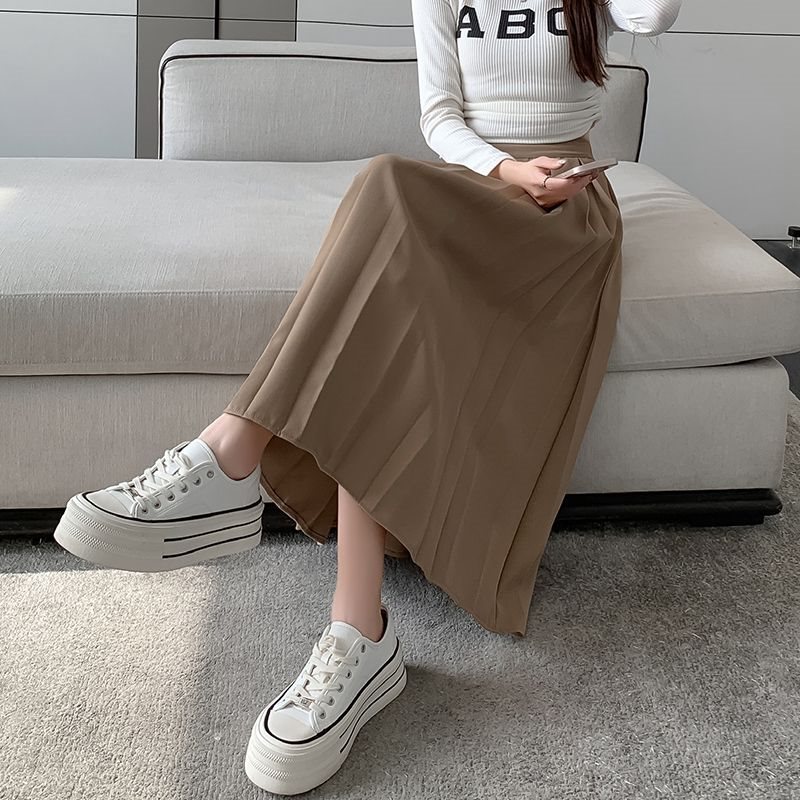 ロングスカート 優雅なシルエット プリーツミディスカート