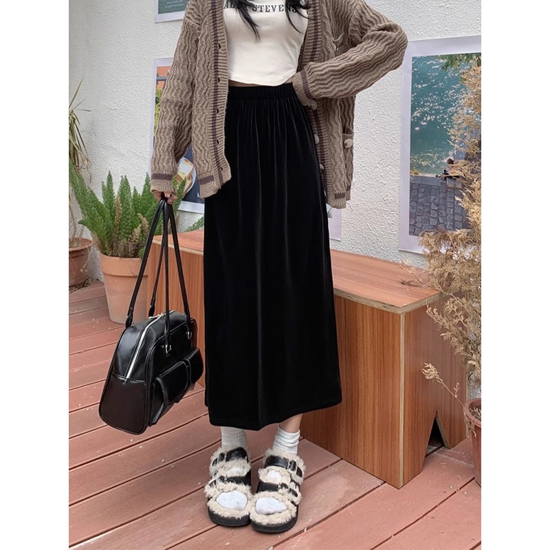 ベロア素材 ゆったりロングスカート