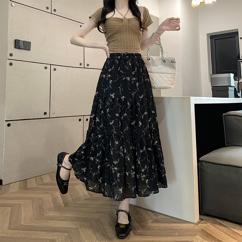 ロングスカート 小花柄ティアードギャザースカート